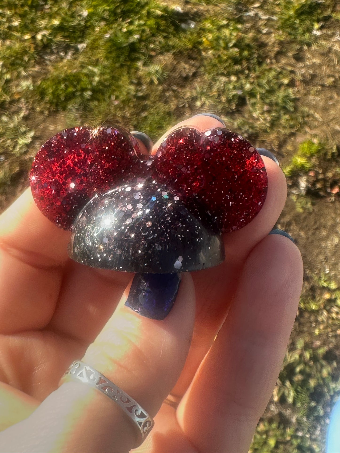 Epoxy Minnie, mouse straw topper