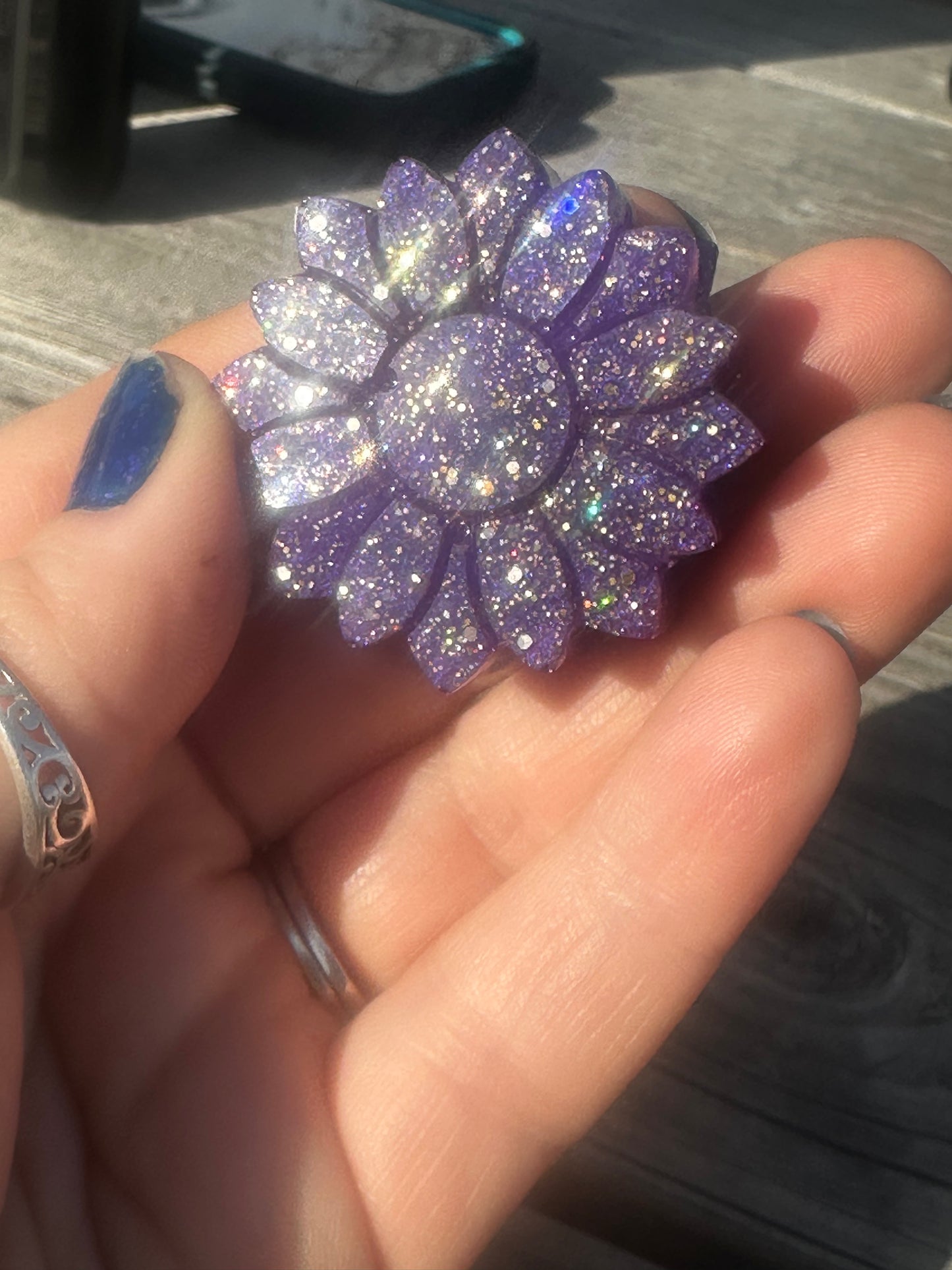 Epoxy sunflower purple